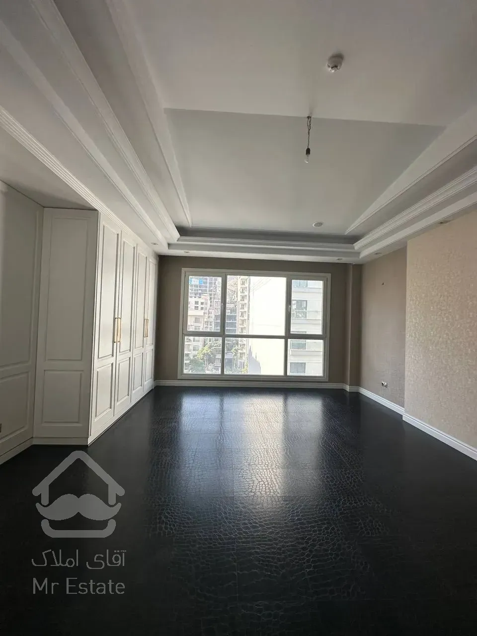 فروش آپارتمان 290 متری در محمودیه