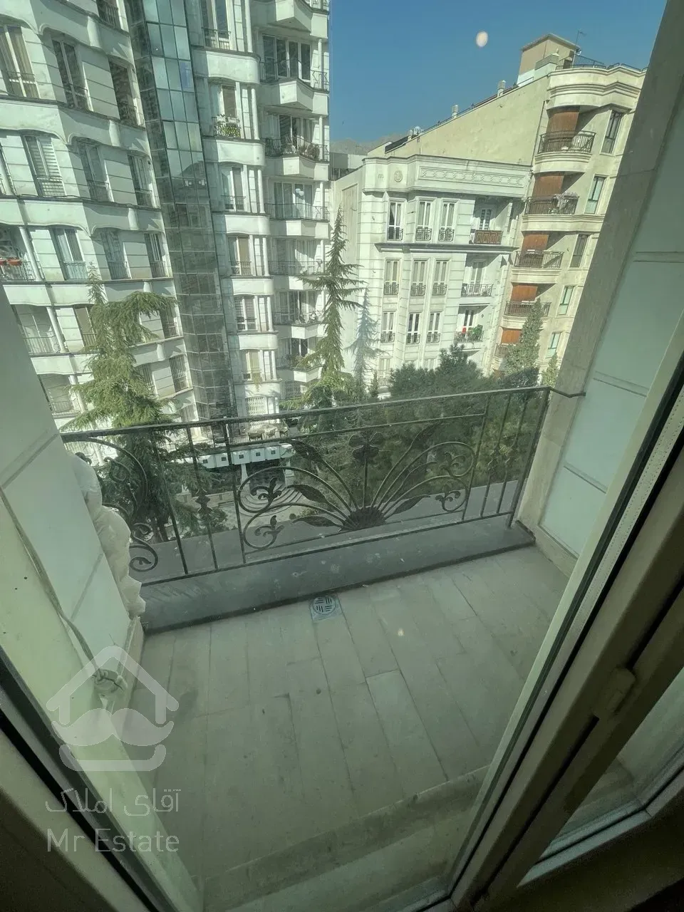 فروش آپارتمان 146 متری در زعفرانیه