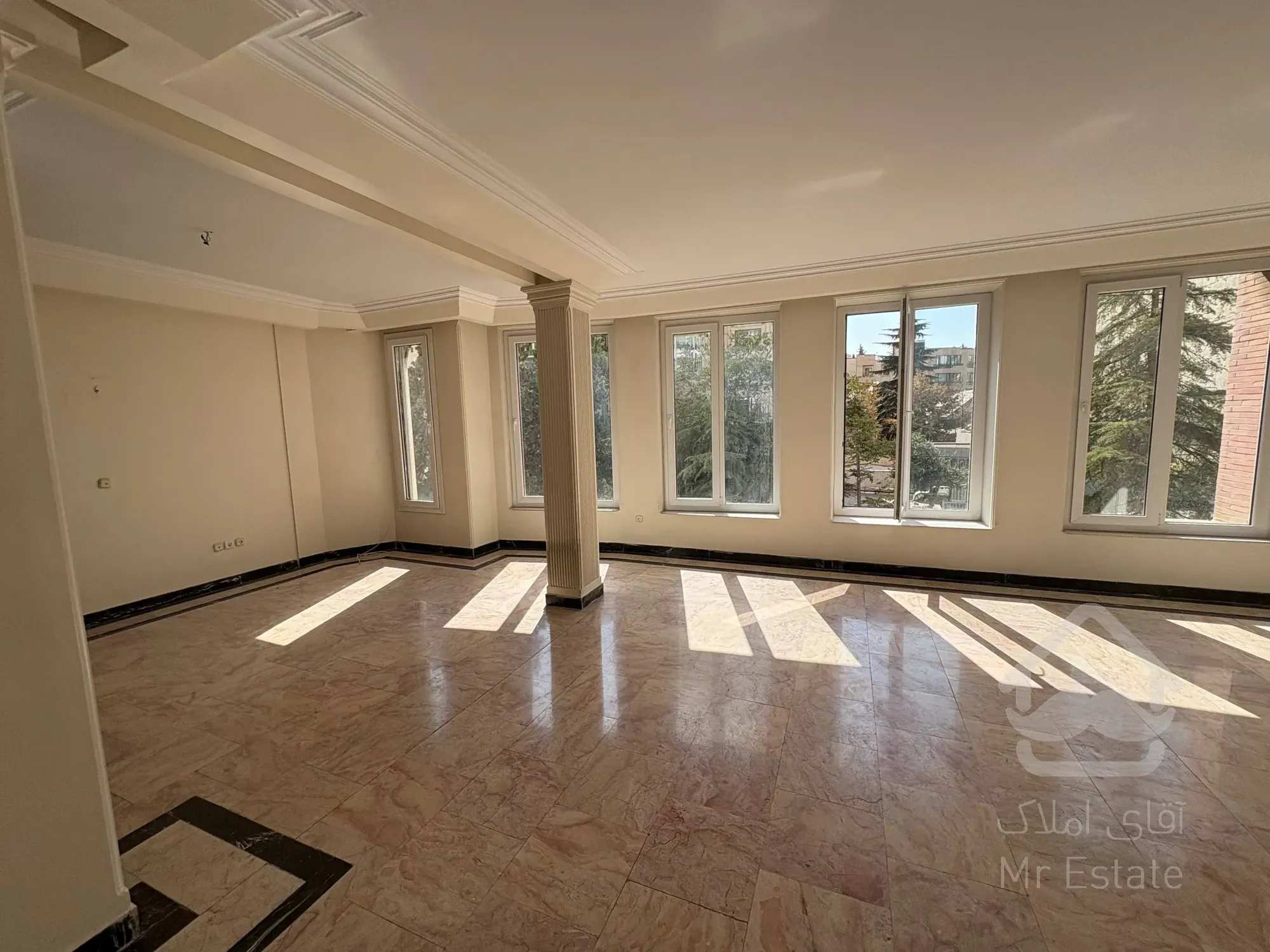 رهن آپارتمان 145 متری در زعفرانیه