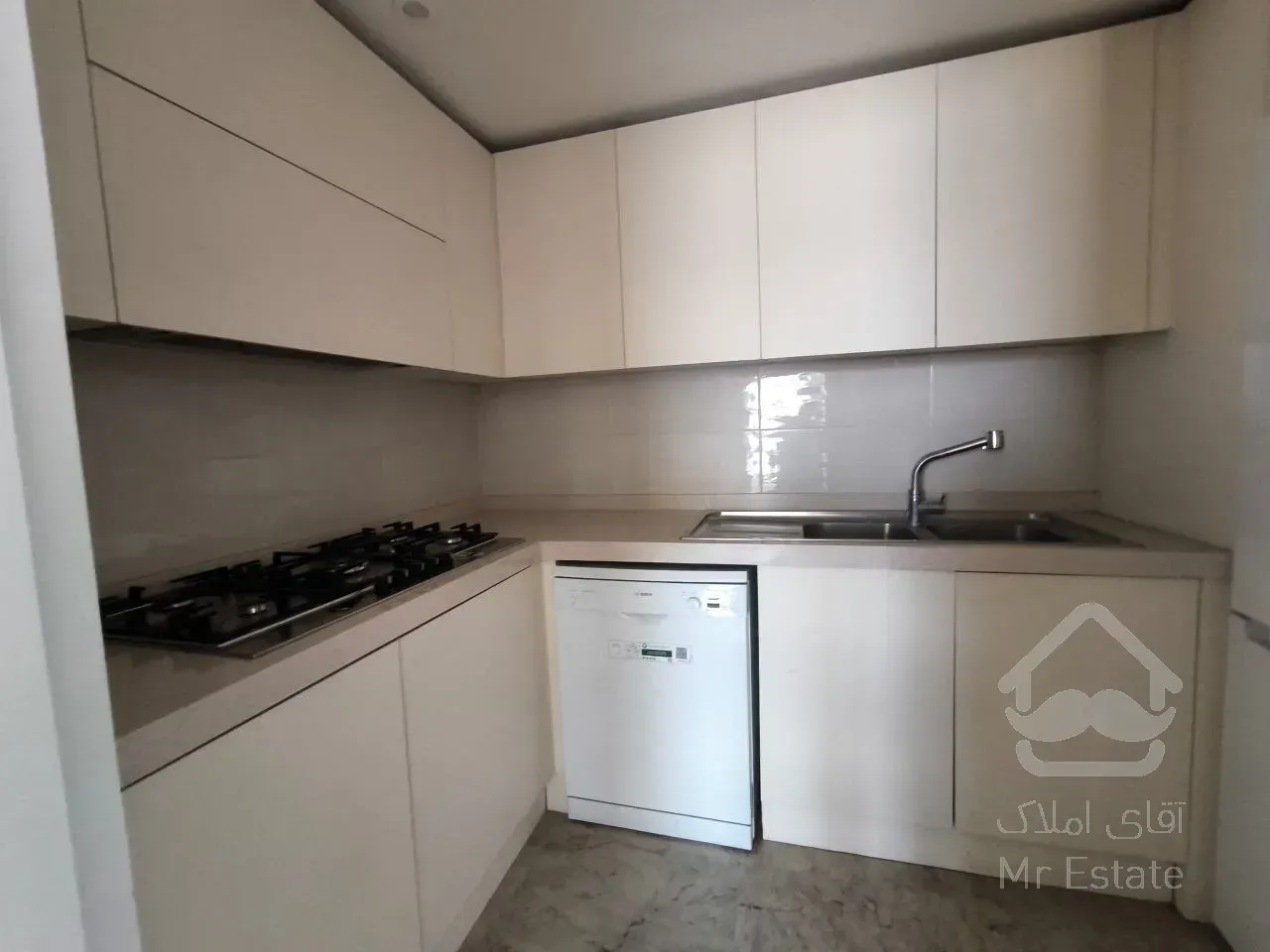 اجاره آپارتمان 370 متری در زعفرانیه