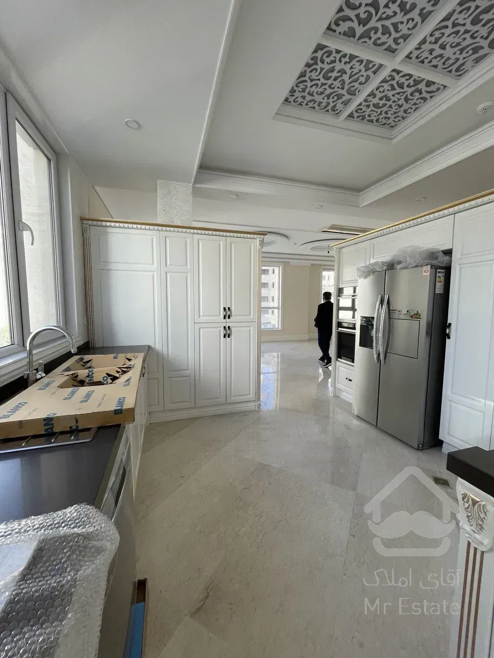 فروش آپارتمان 188 متری در زعفرانیه