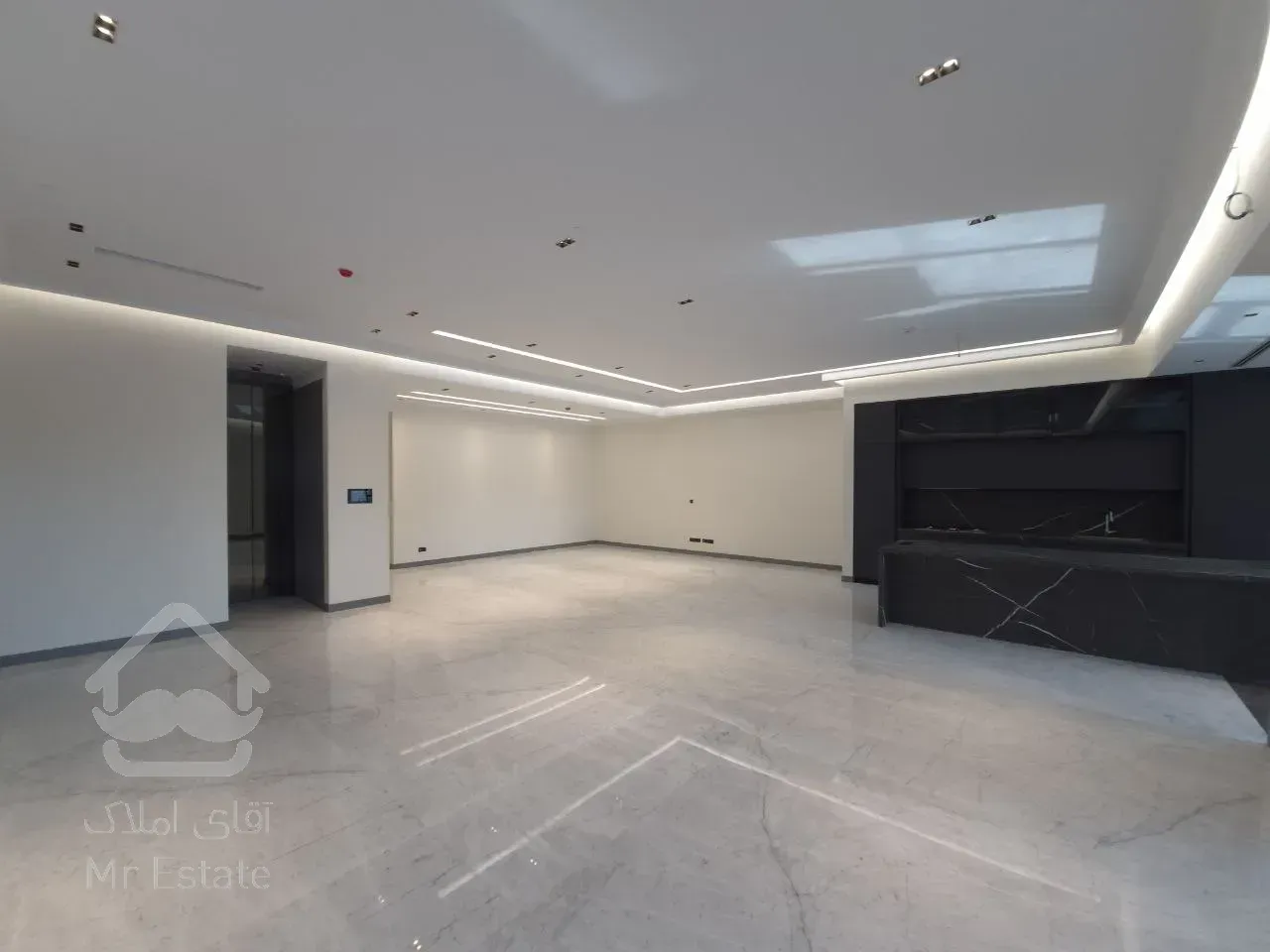 رهن آپارتمان 340 متری در فرشته