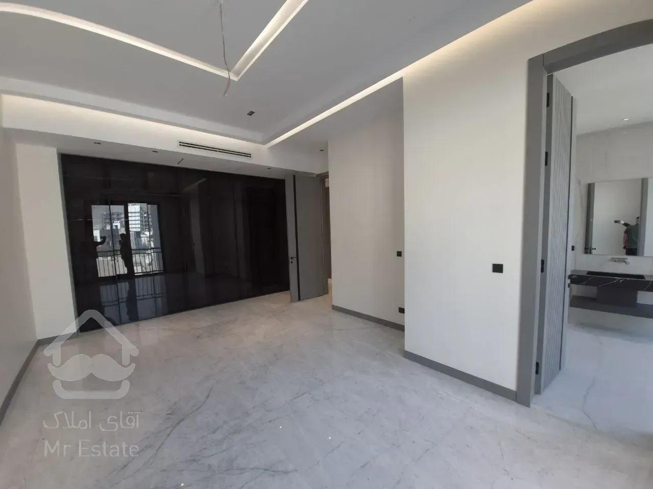 رهن آپارتمان 340 متری در فرشته