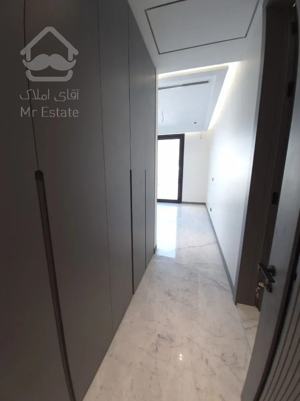 رهن آپارتمان 340 متری در فرشته