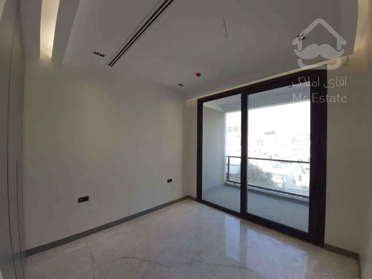 رهن آپارتمان 340 متری در فرشته