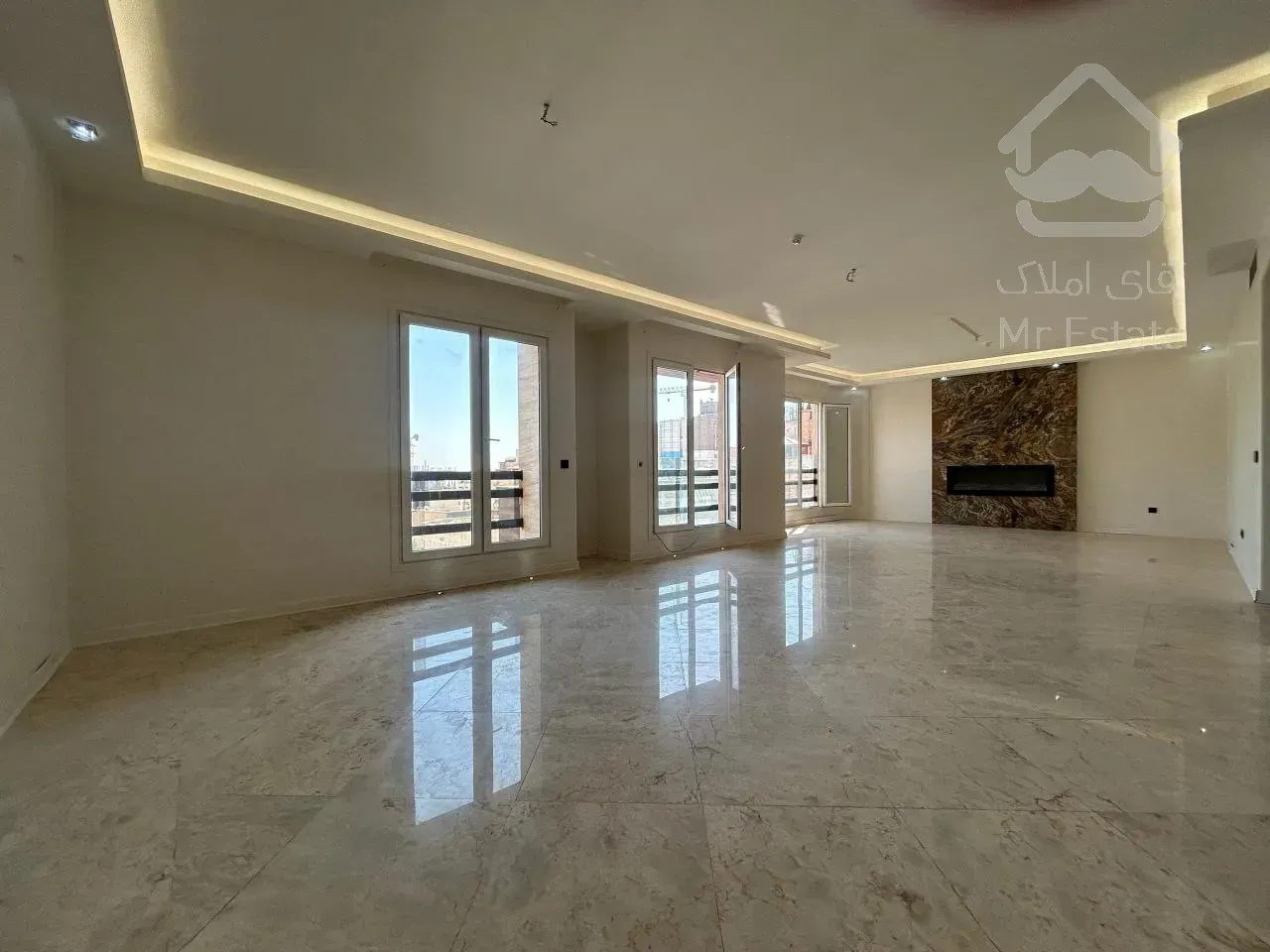 رهن آپارتمان 230 متری در زعفرانیه