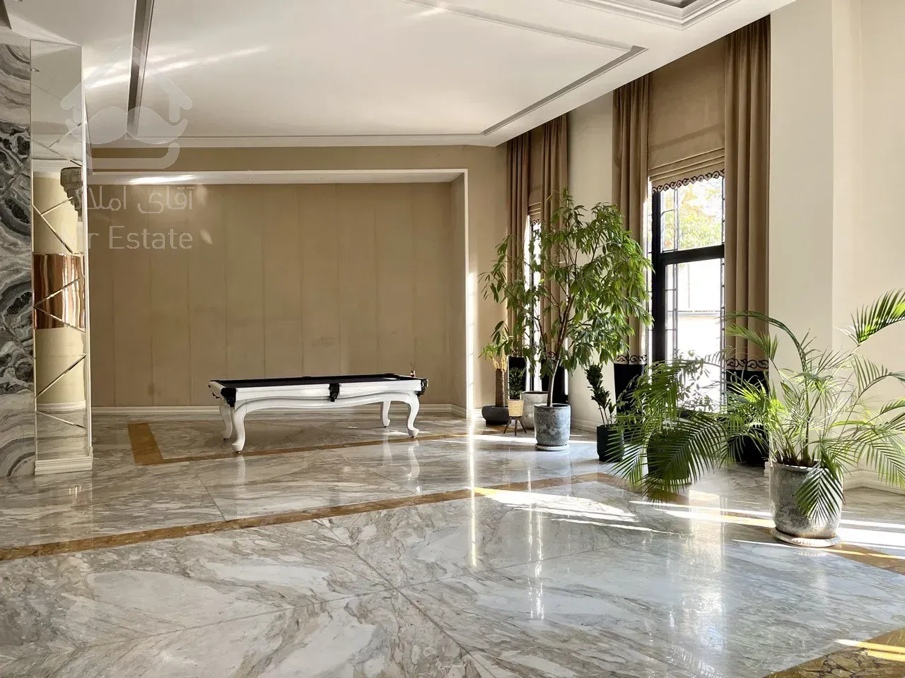 فروش آپارتمان 215 متری در زعفرانیه