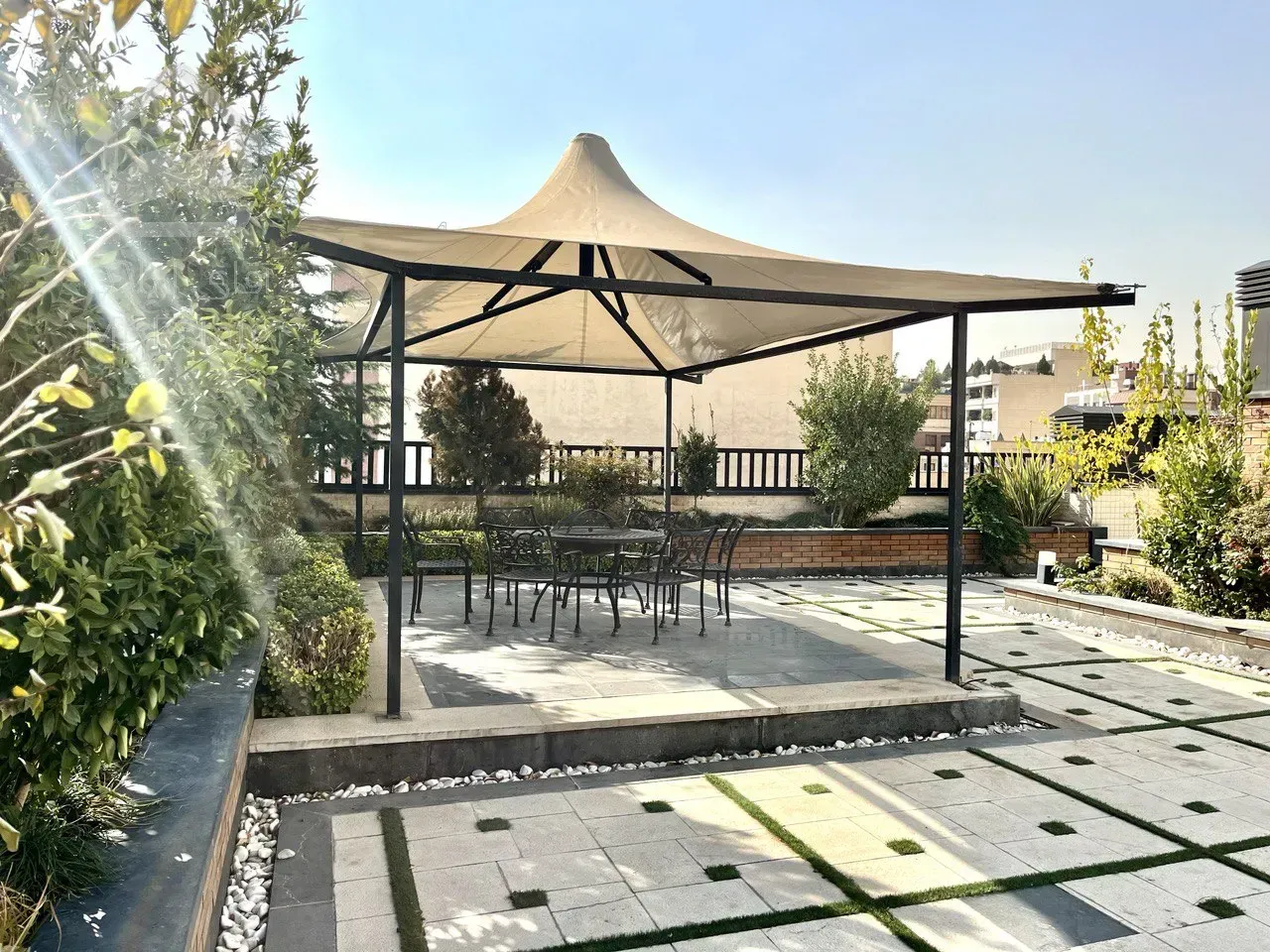 فروش آپارتمان 215 متری در زعفرانیه