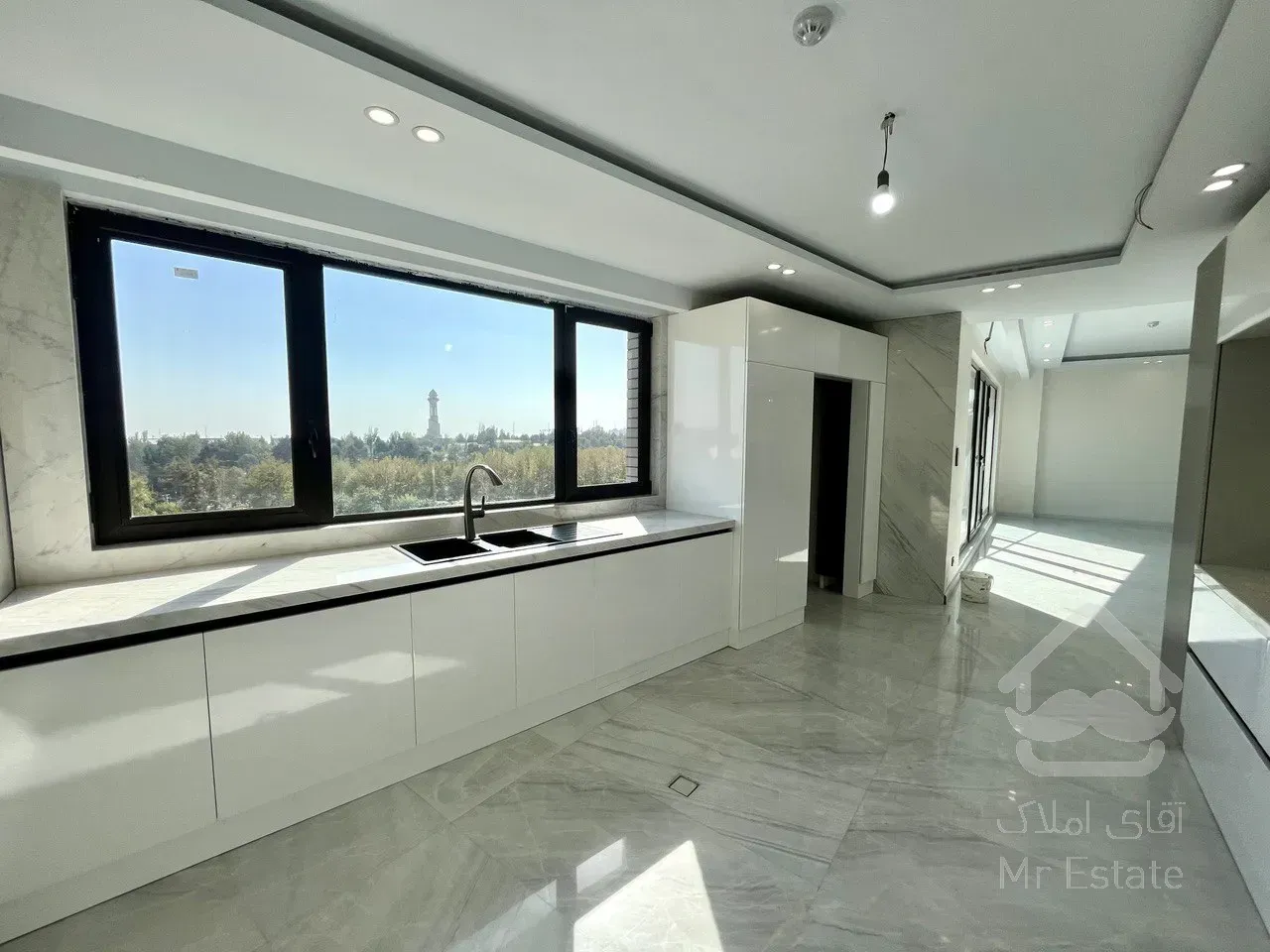 فروش آپارتمان 200 متری در محمودیه