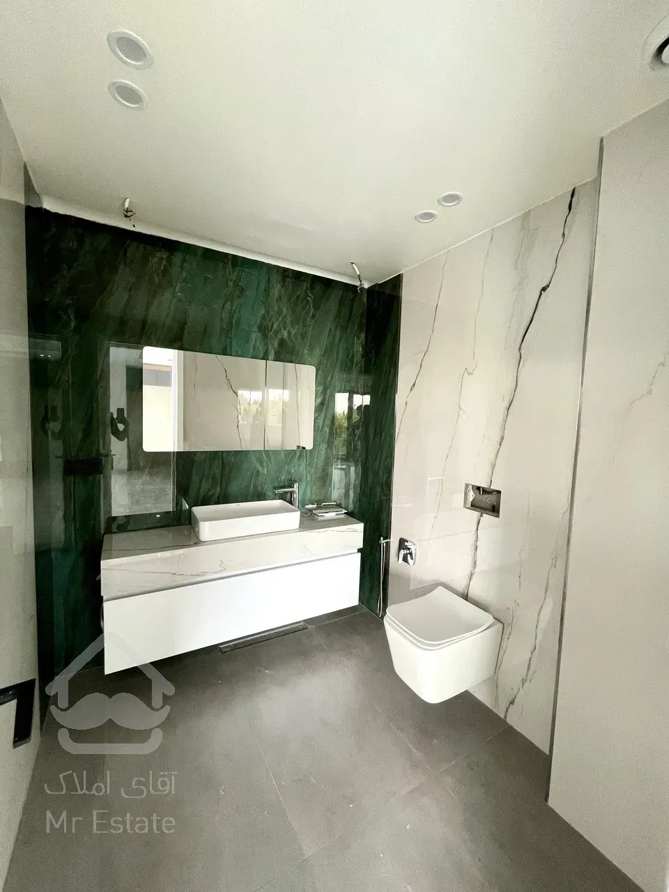 فروش آپارتمان 200 متری در محمودیه