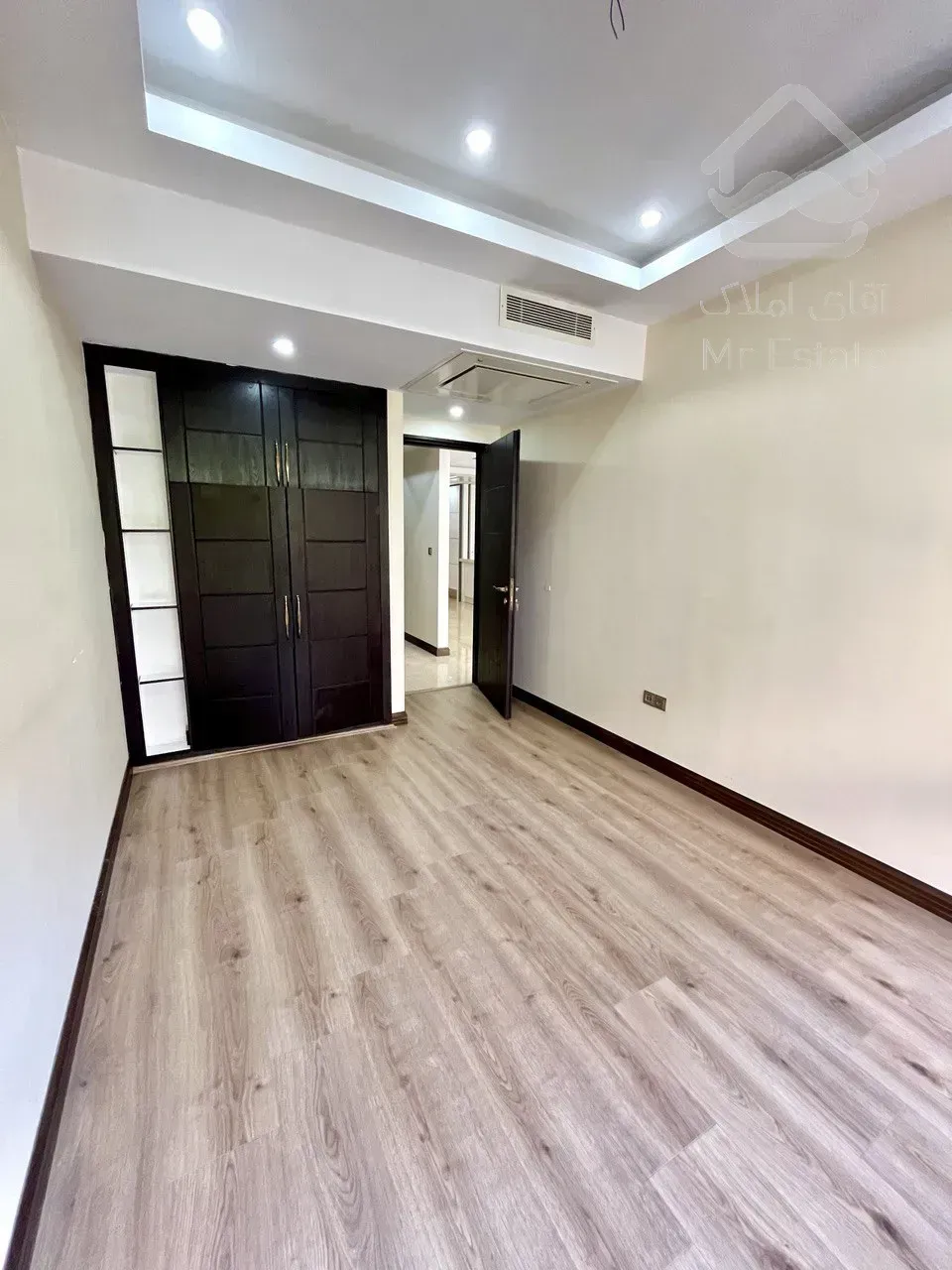 فروش آپارتمان 131 متری در ولنجک