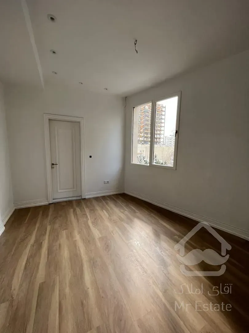 رهن آپارتمان 270 متری در زعفرانیه