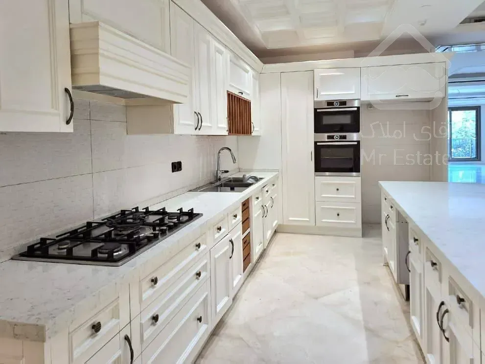 رهن آپارتمان 240 متری در محمودیه