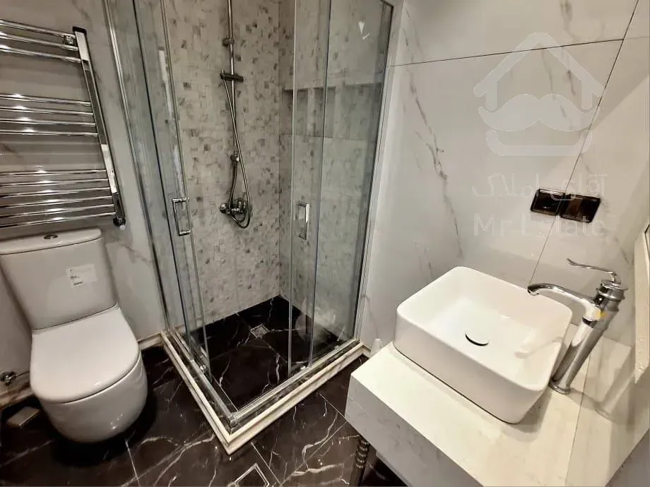 رهن آپارتمان 240 متری در محمودیه