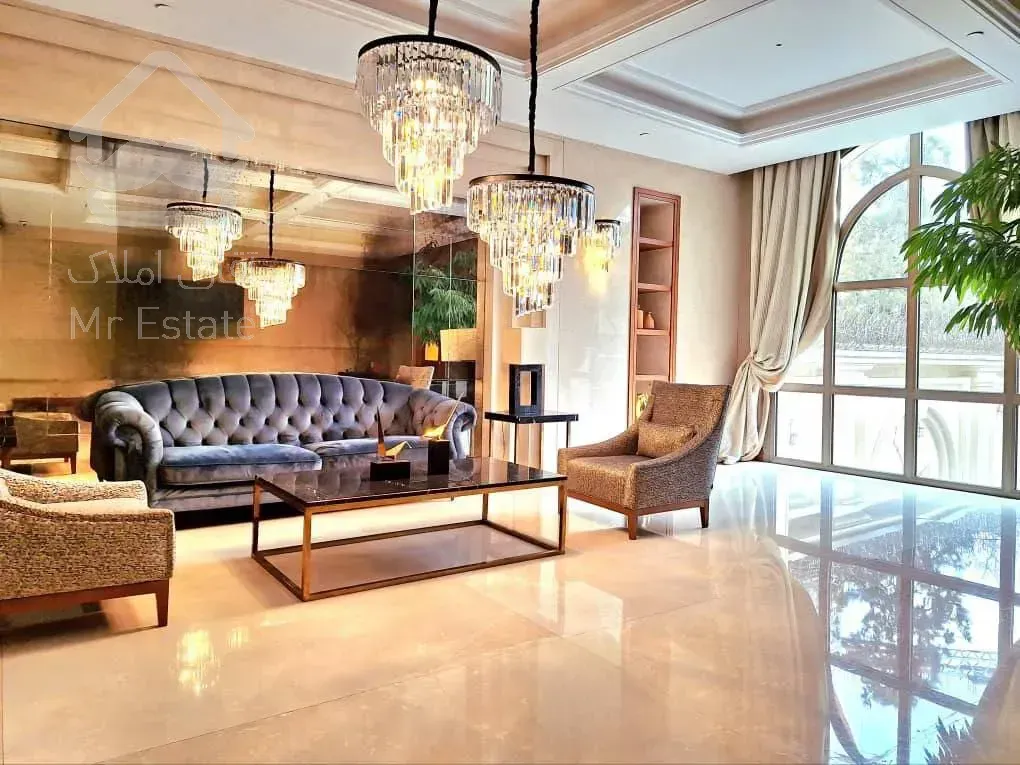 رهن آپارتمان 240 متری در محمودیه