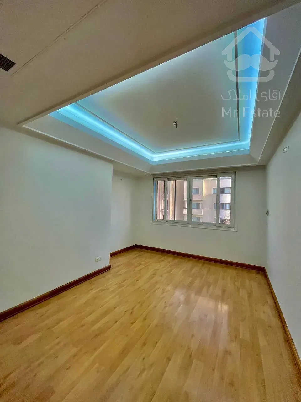 فروش آپارتمان 175 متری در زعفرانیه