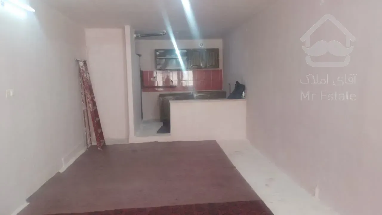 منزلی دربست دو طبقه 50 متری جمعا 100 متر تازه بازسازی شده