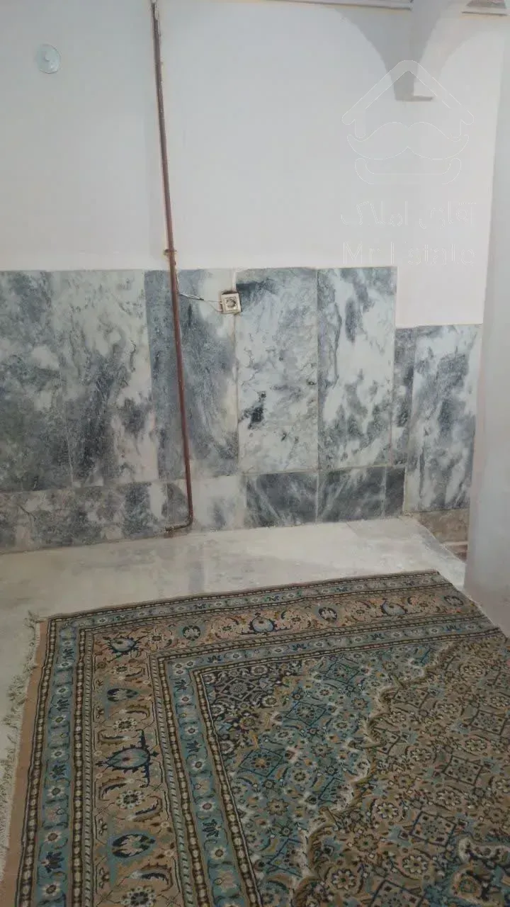 منزلی دربست دو طبقه 50 متری جمعا 100 متر تازه بازسازی شده