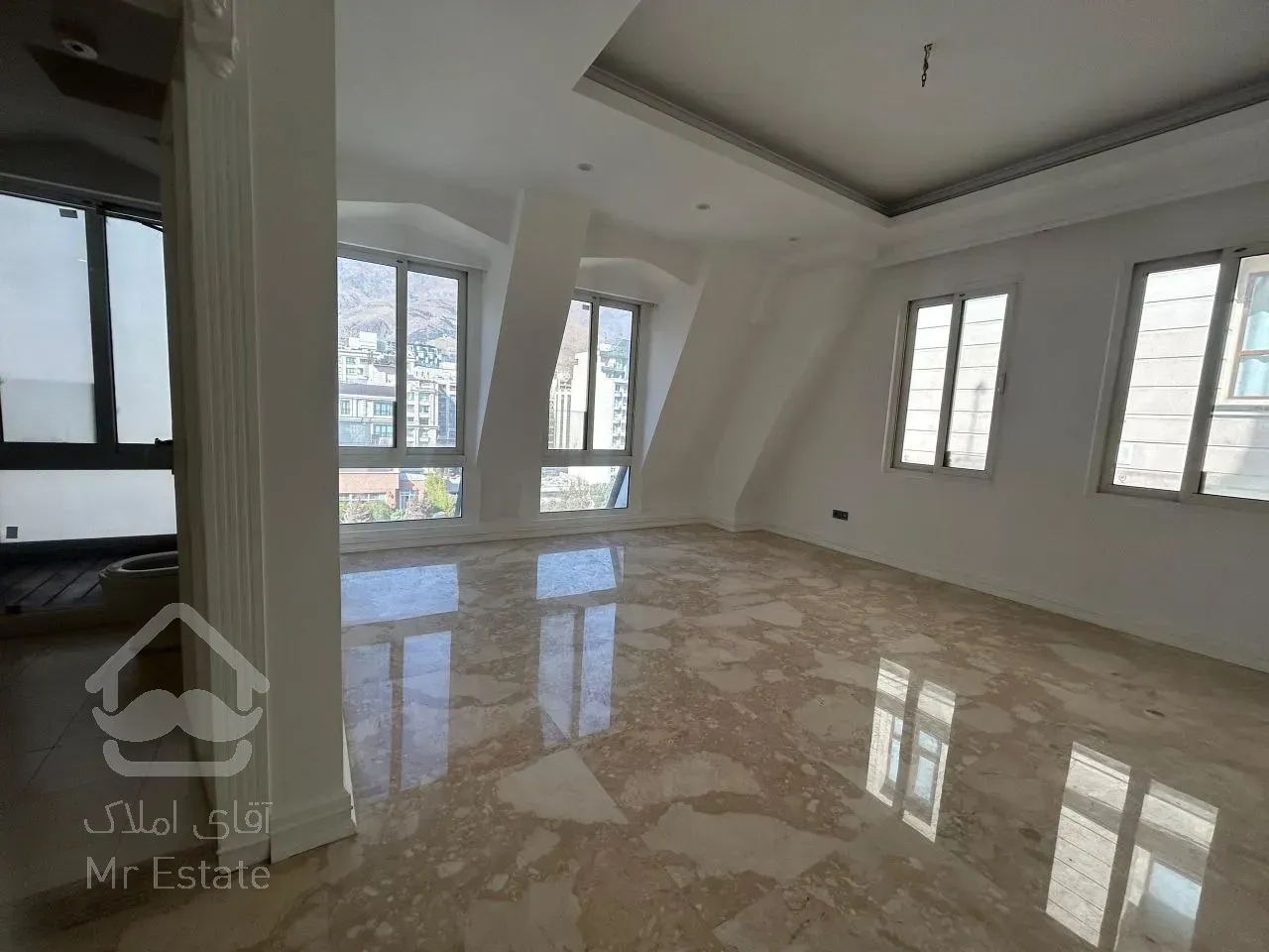 رهن پنت هاوس 600 متری در زعفرانیه