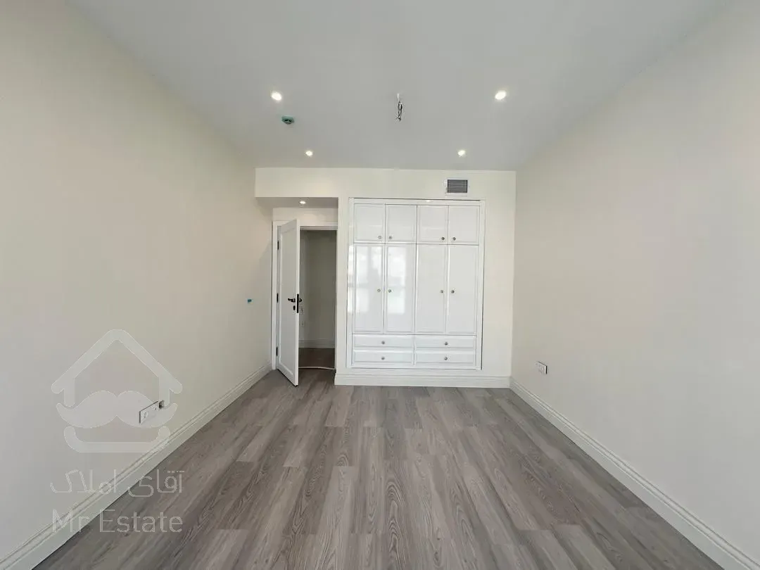 فروش آپارتمان 235 متری در ولنجک