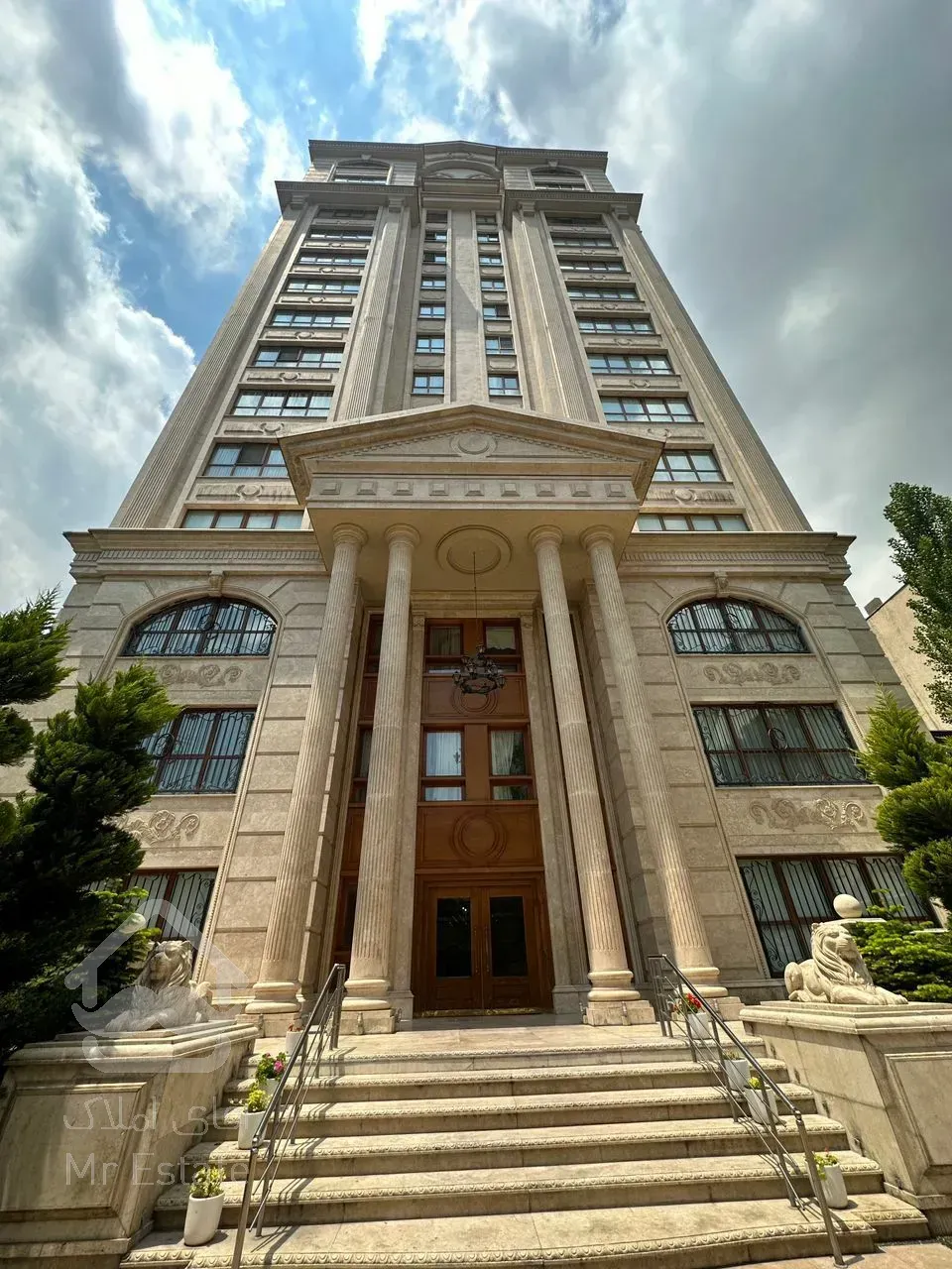 اجاره آپارتمان 230 متری در زعفرانیه