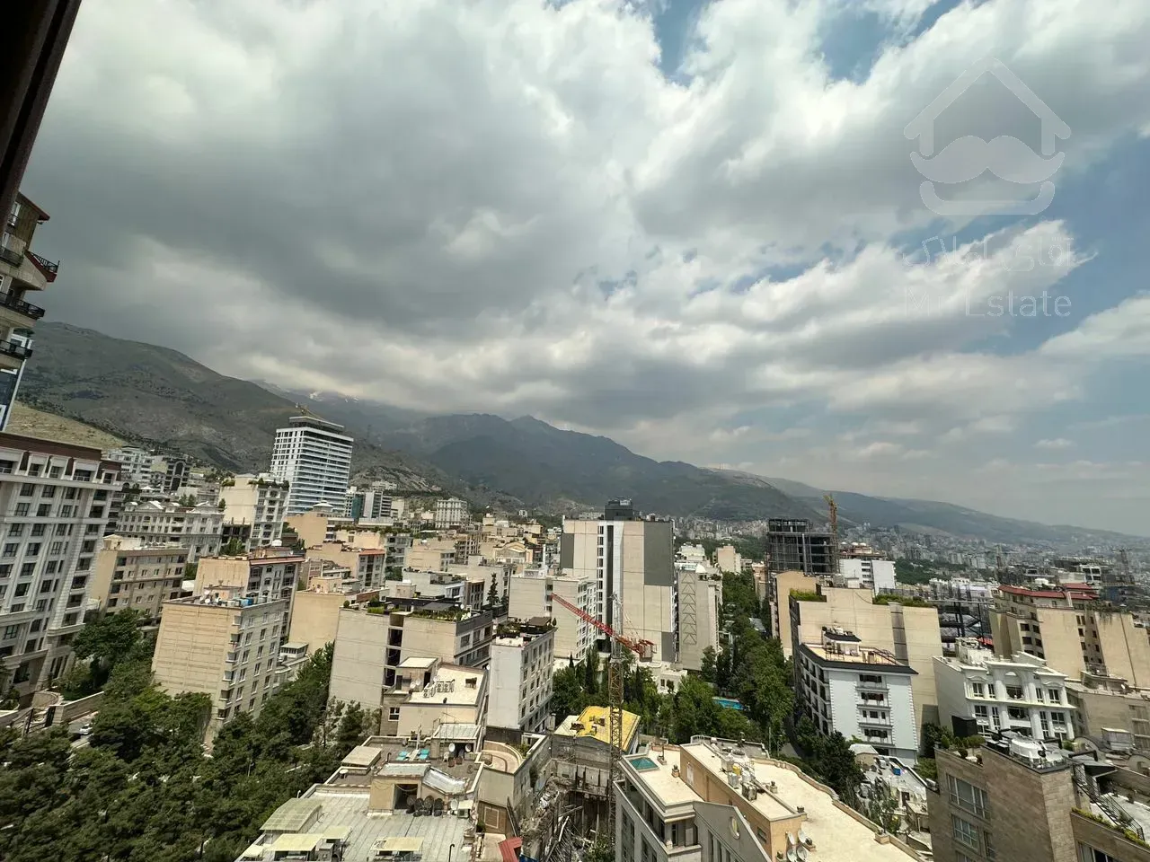 اجاره آپارتمان 230 متری در زعفرانیه