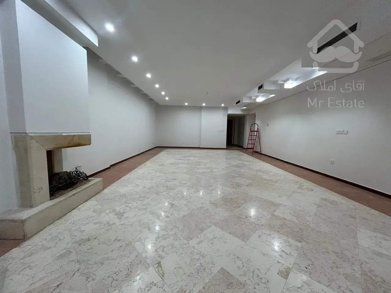 رهن آپارتمان 230 متری در زعفرانیه