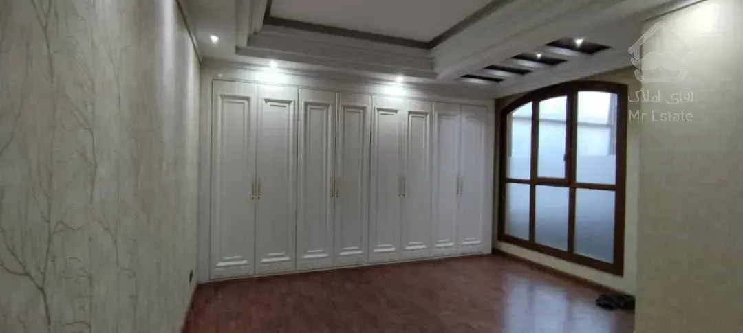 رهن آپارتمان 550 متری در فرشته