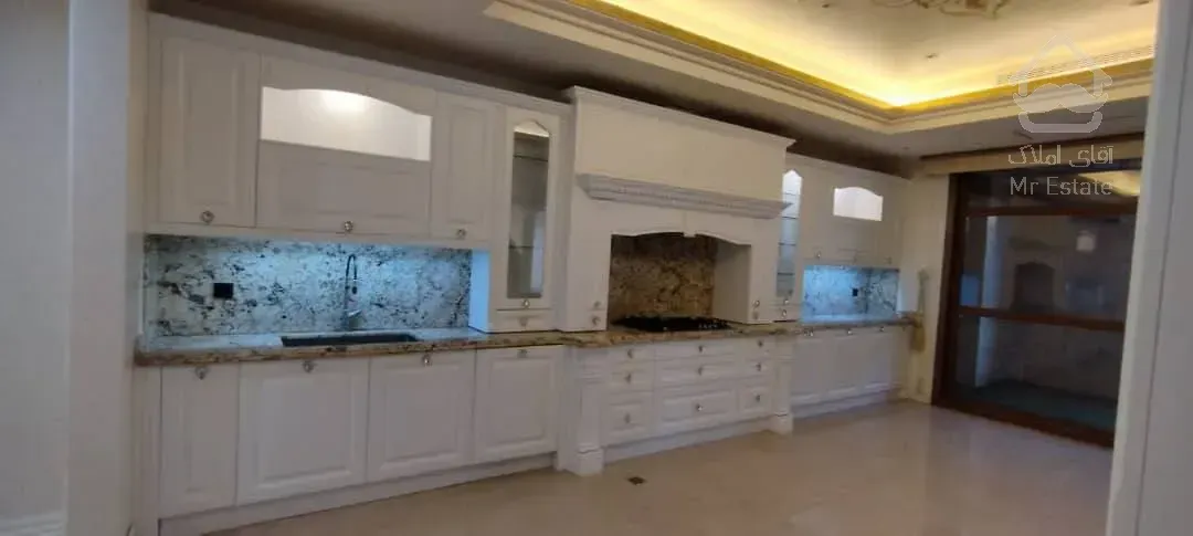 رهن آپارتمان 360 متری در زعفرانیه