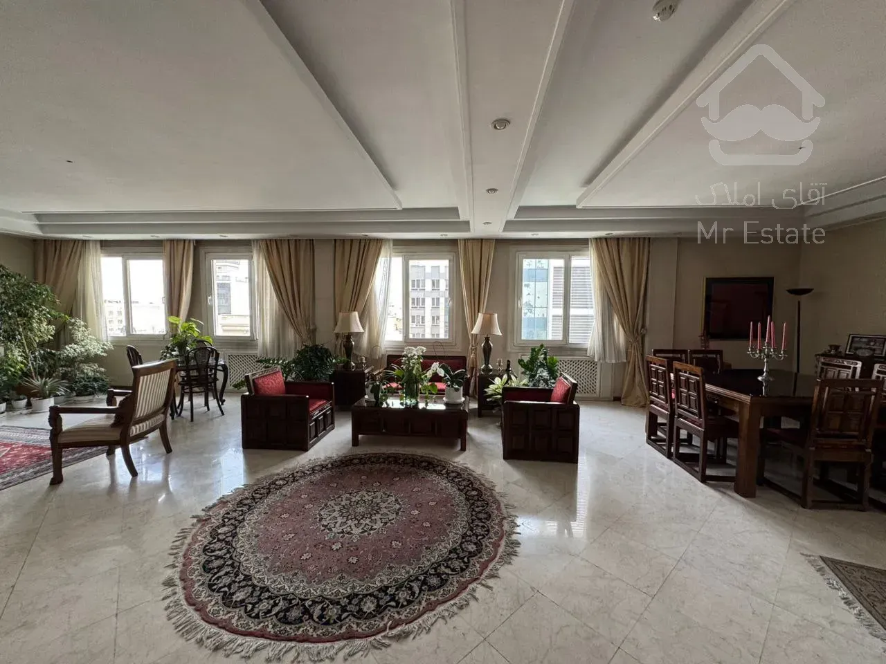 فروش آپارتمان 267 متری در زعفرانیه