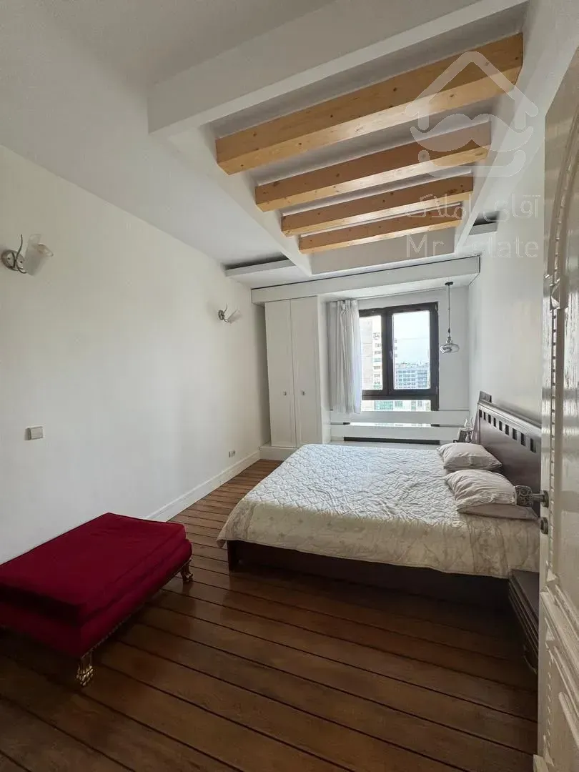 فروش آپارتمان 300 متری در زعفرانیه