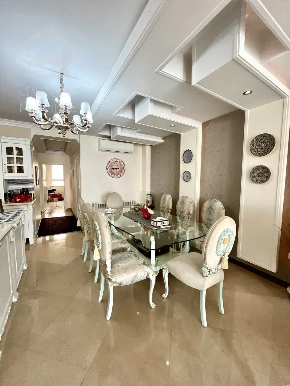 فروش آپارتمان 125 متری در زعفرانیه