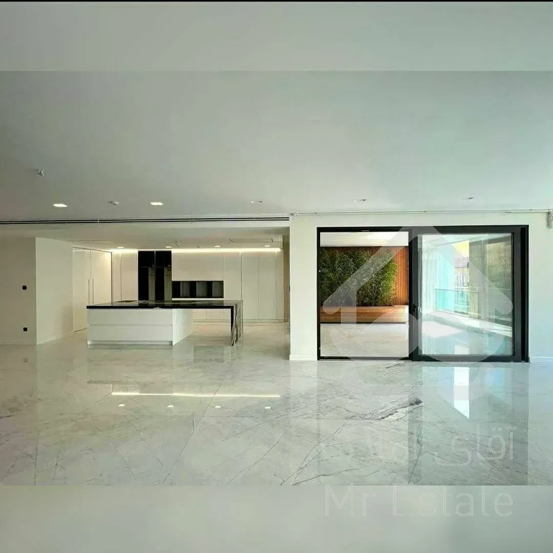 رهن آپارتمان 330 متری در زعفرانیه