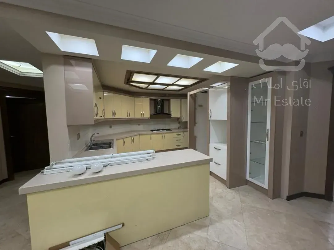 رهن آپارتمان 220 متری در ولنجک