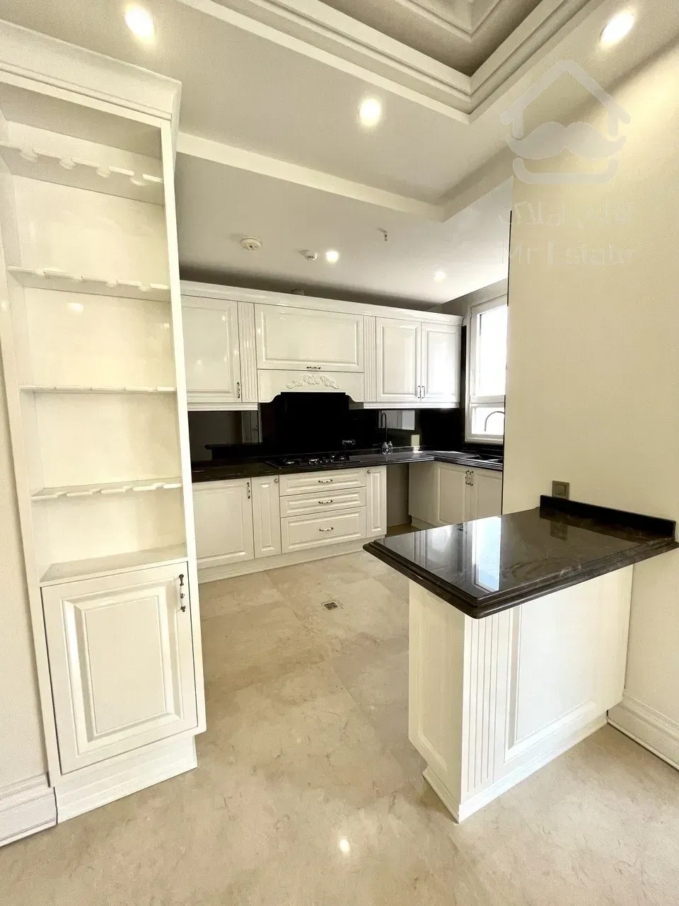 فروش آپارتمان 130 متری در زعفرانیه