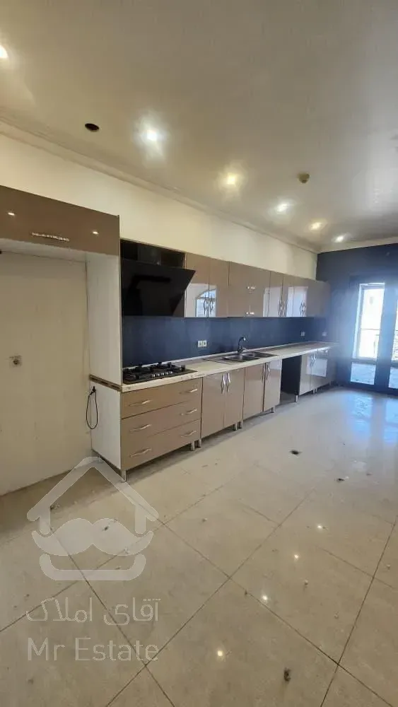 رهن آپارتمان 270 متری در ولنجک