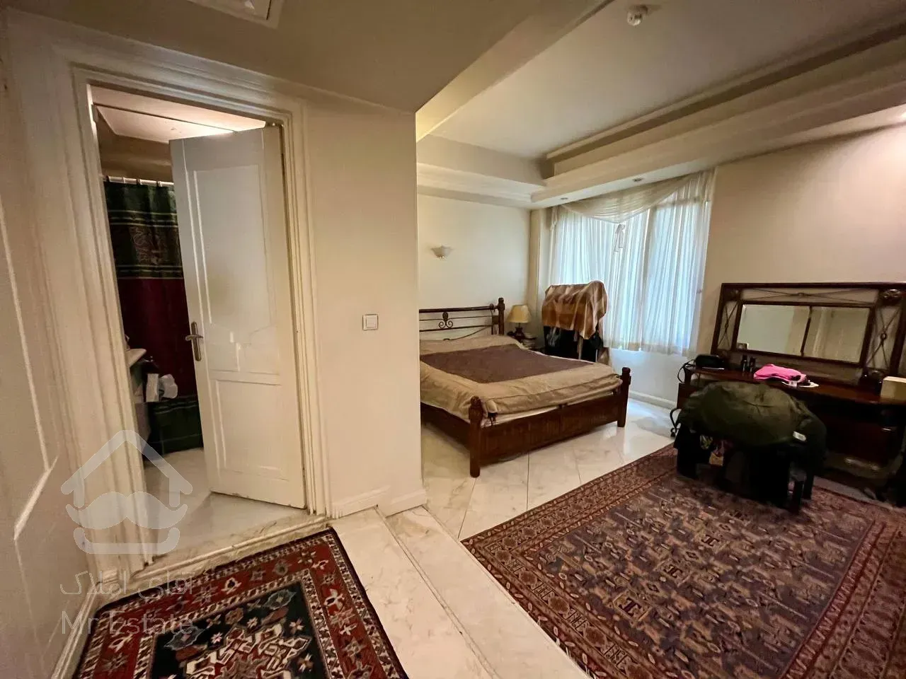 فروش آپارتمان 150 متری در زعفرانیه