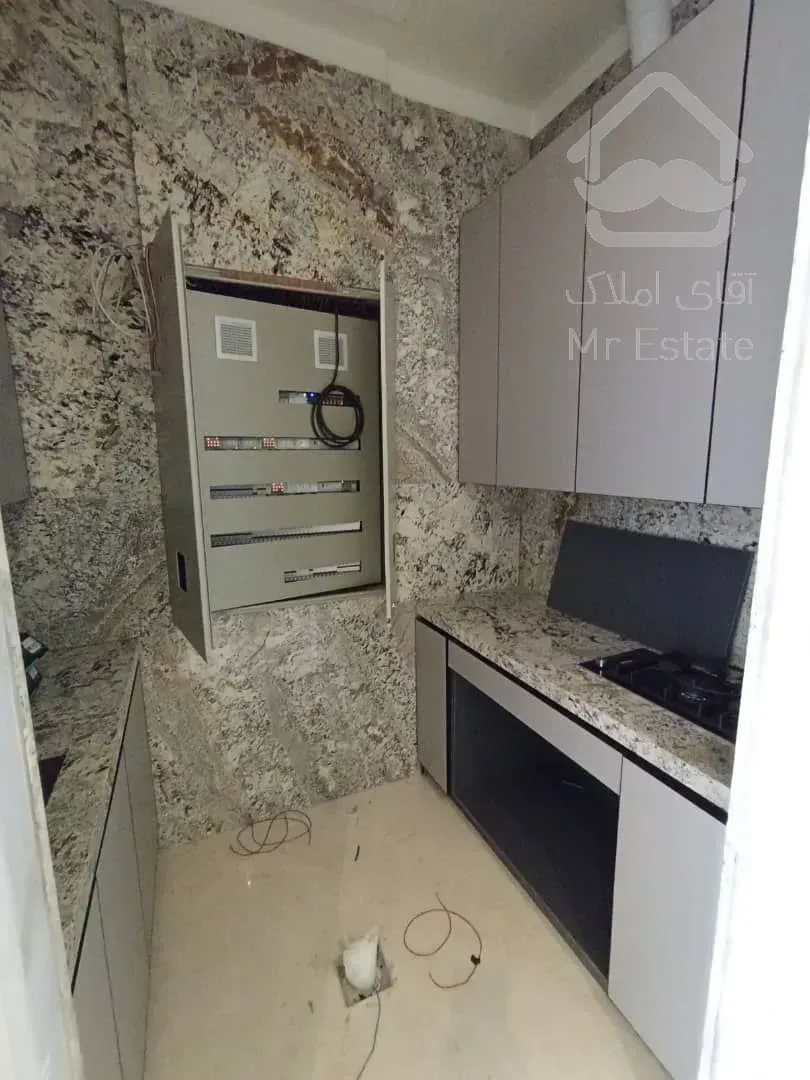 رهن برج 560 متری در زعفرانیه