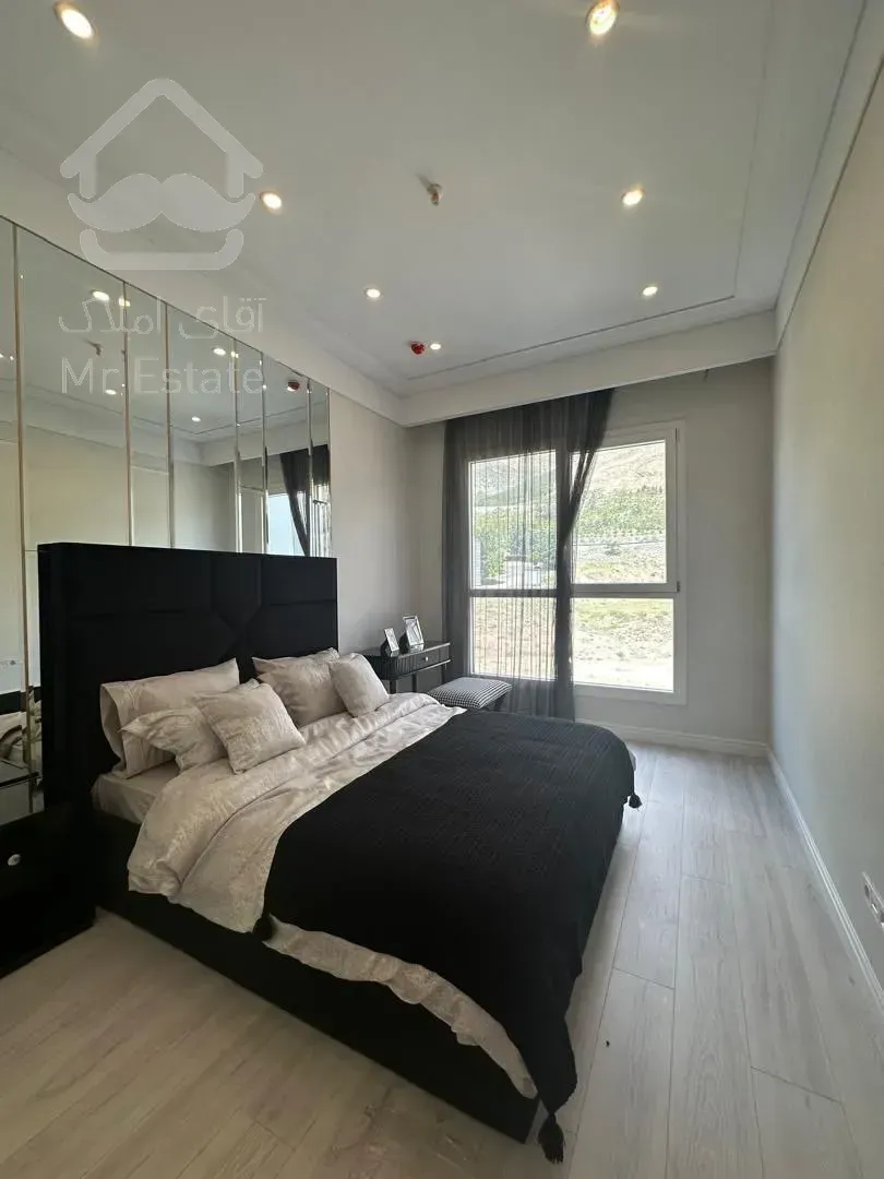 رهن برج 230 متری در ولنجک