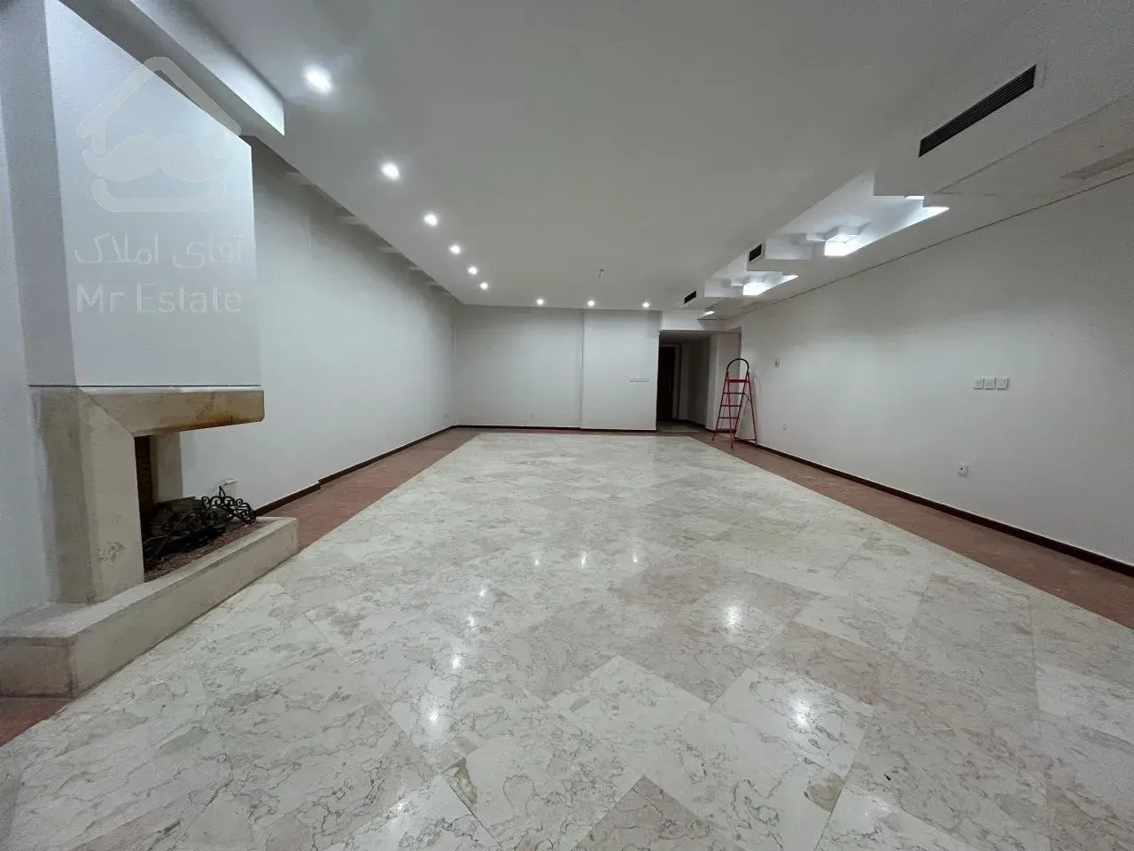 رهن آپارتمان 240 متری در زعفرانیه