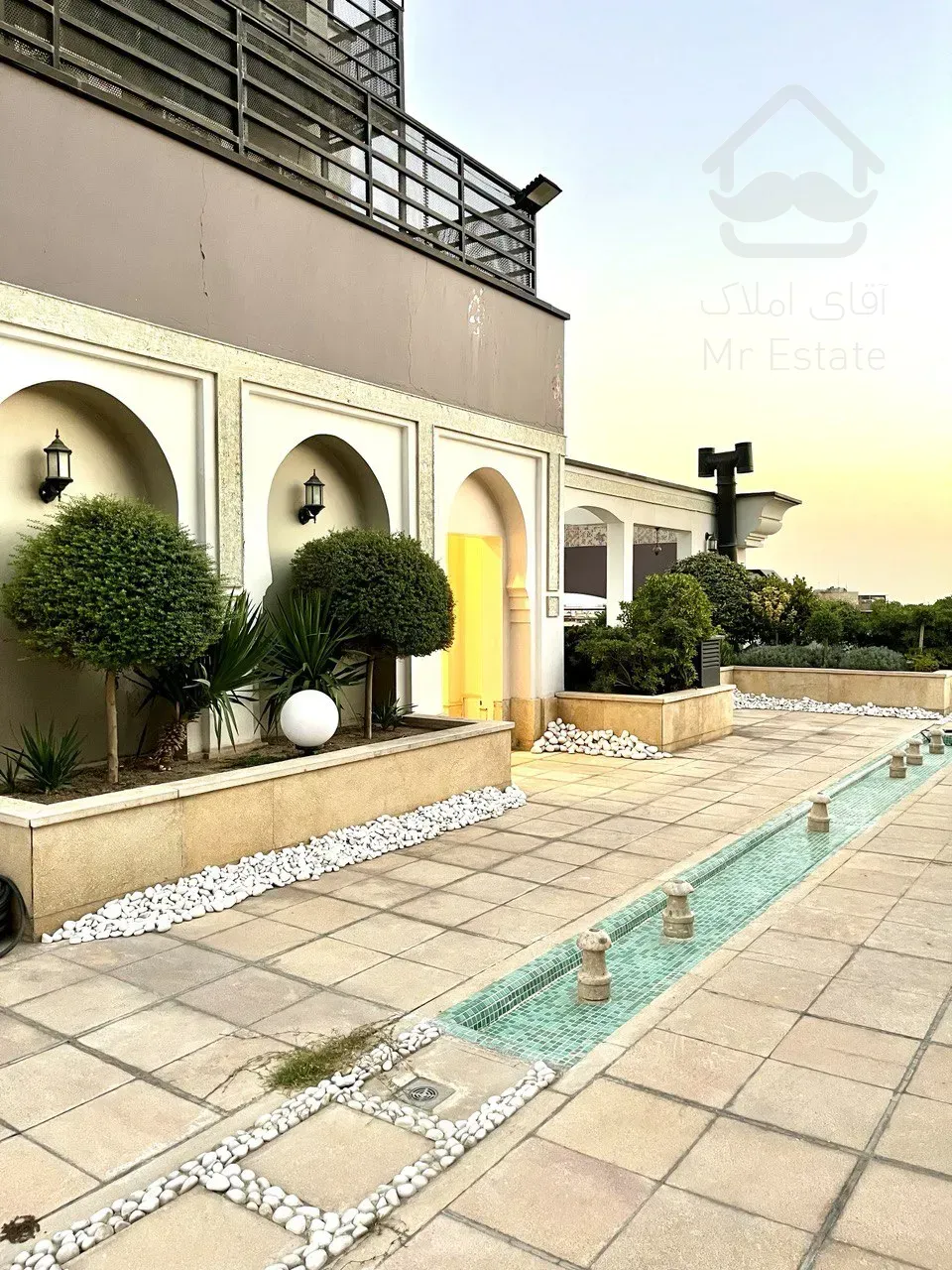 فروش آپارتمان 130 متری در زعفرانیه