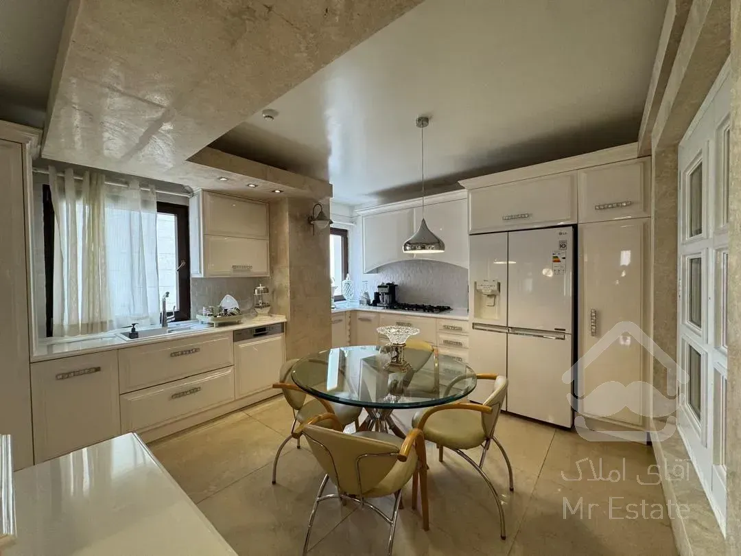 فروش آپارتمان 300 متری در زعفرانیه