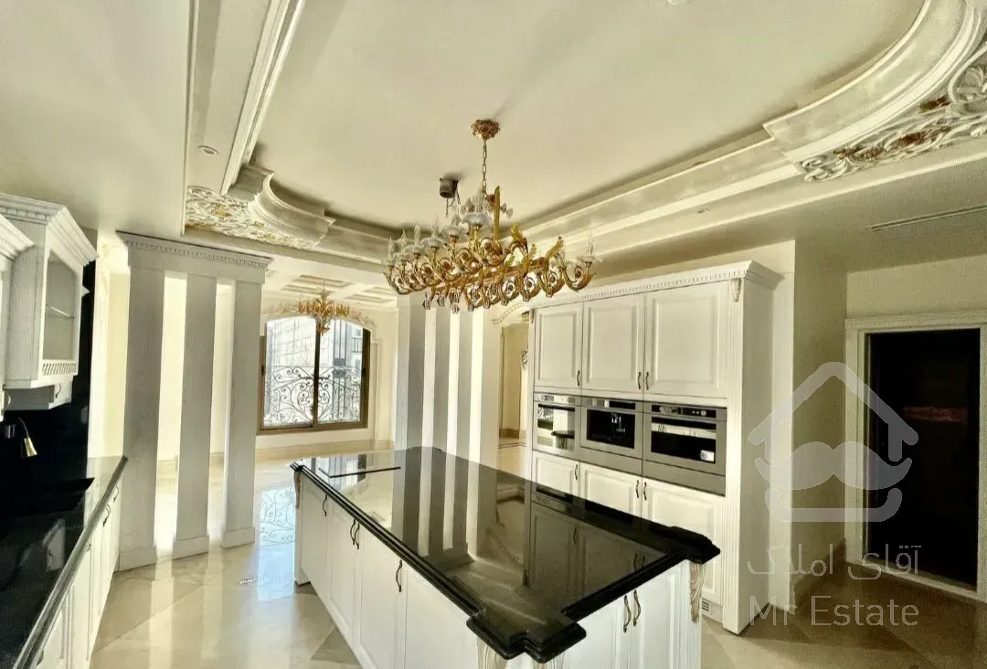 رهن آپارتمان 370 متری در زعفرانیه