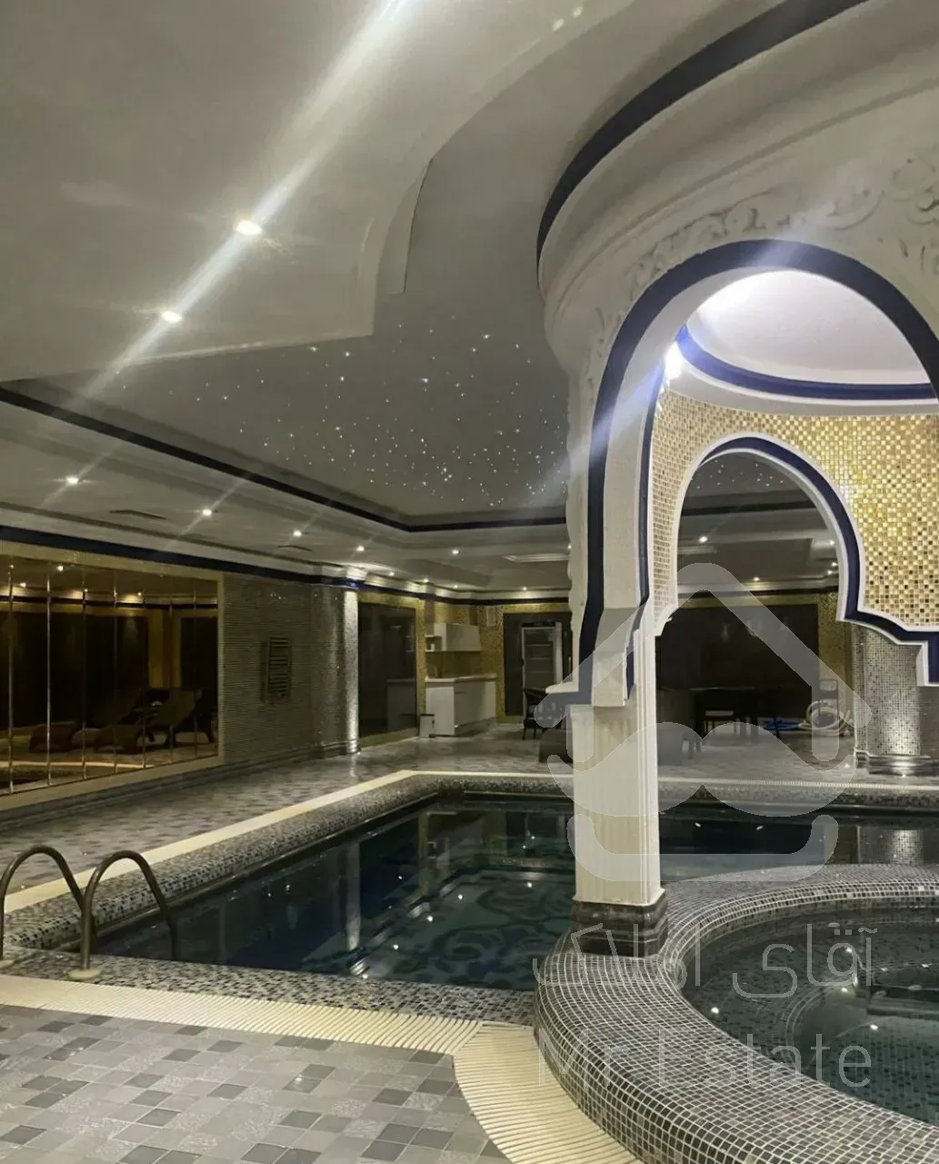 رهن آپارتمان 370 متری در زعفرانیه