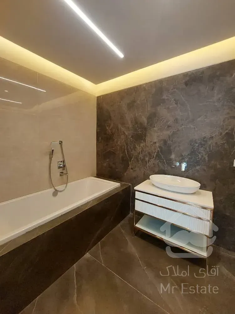 رهن آپارتمان 380 متری در زعفرانیه