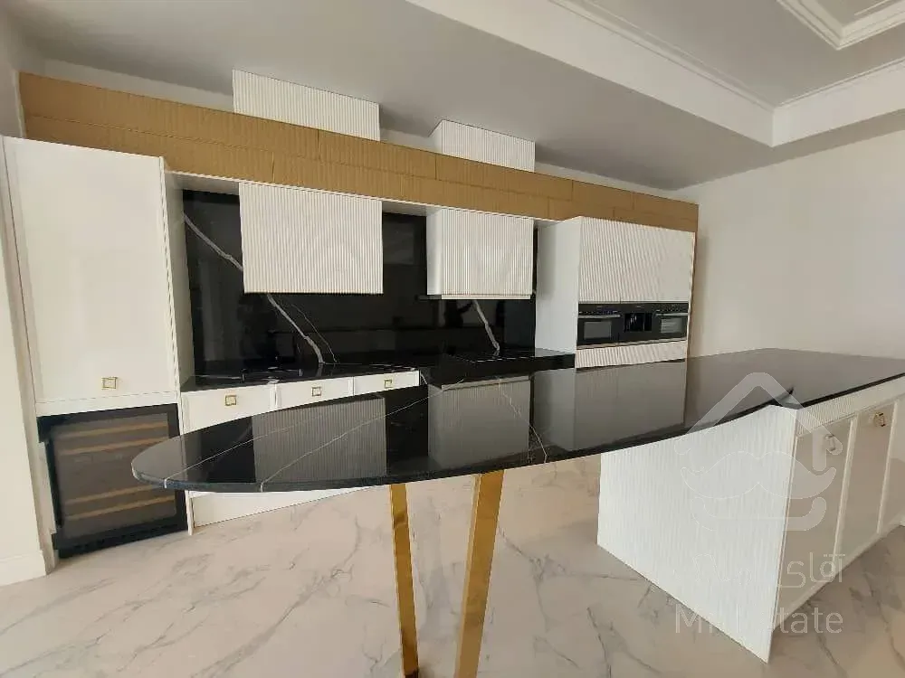 رهن آپارتمان 380 متری در زعفرانیه