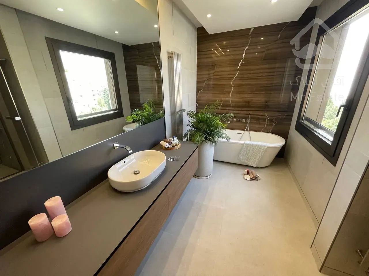 اجاره برج باغ 370 متری در زعفرانیه