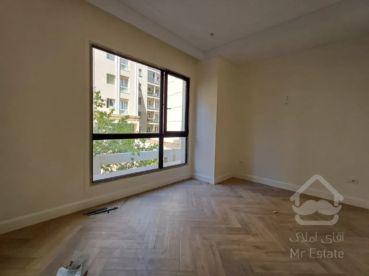 فروش برج باغ 450 متری در زعفرانیه