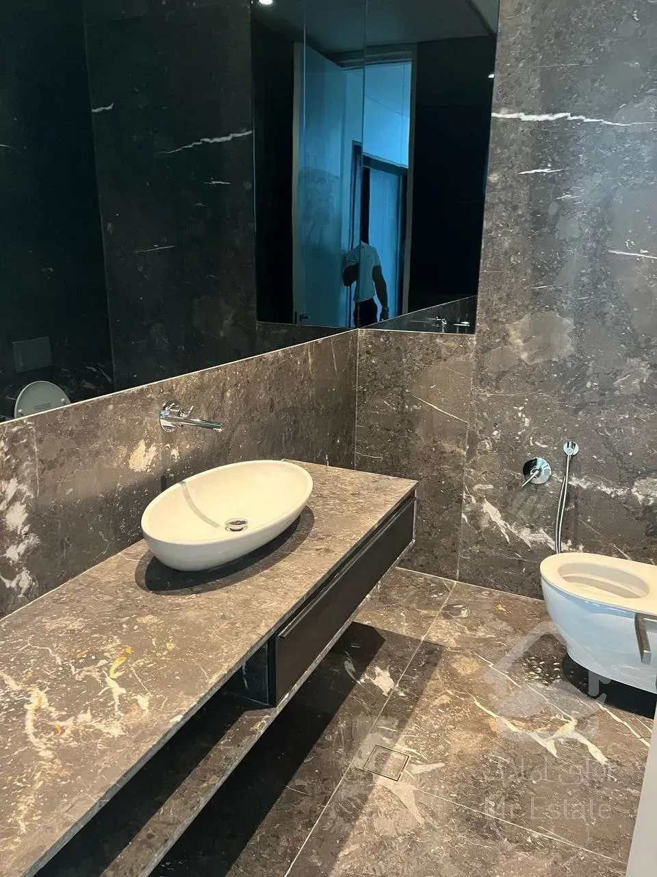 اجاره آپارتمان 400متری در زعفرانیه