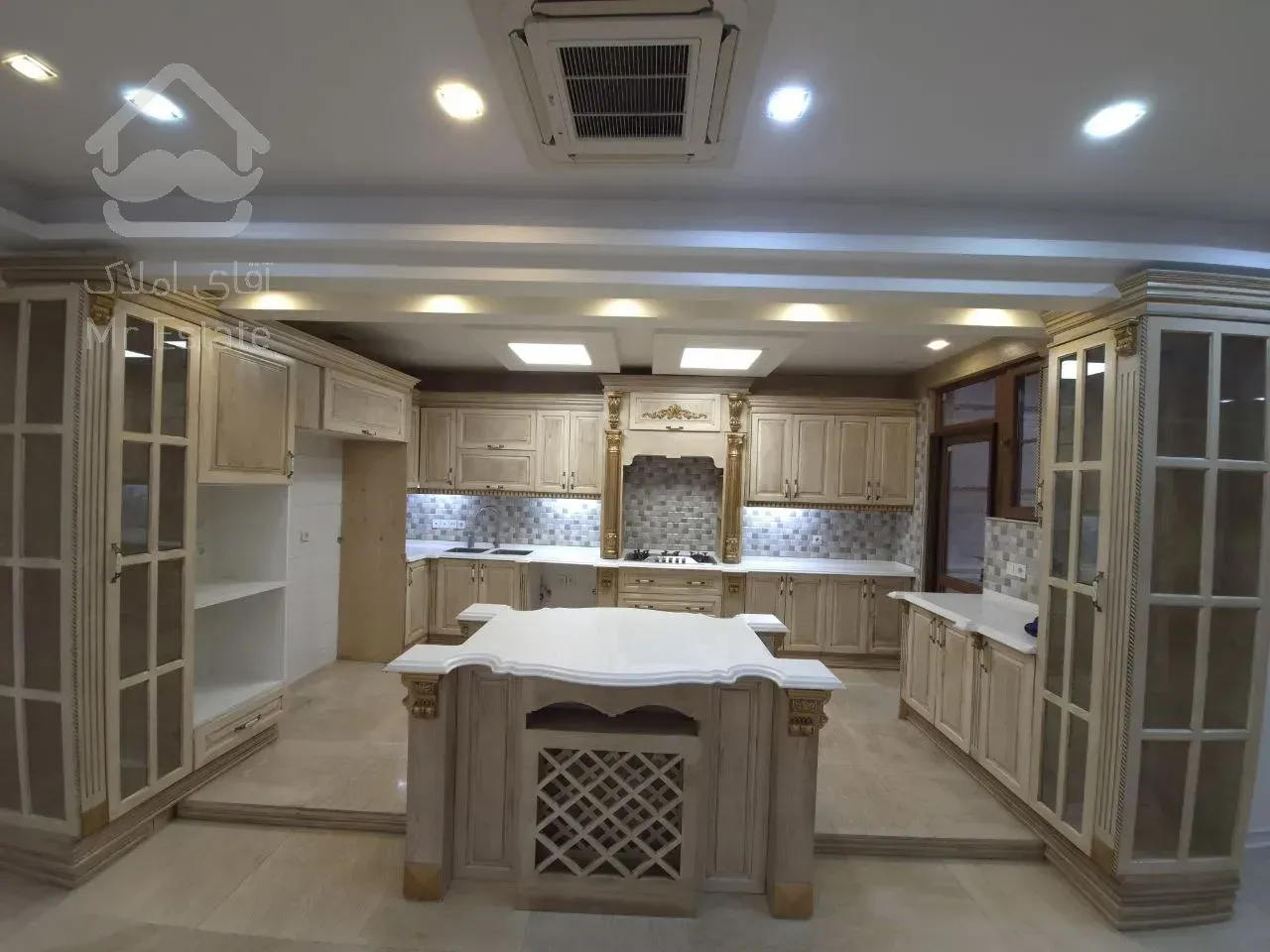 رهن آپارتمان 200 متری در فرشته